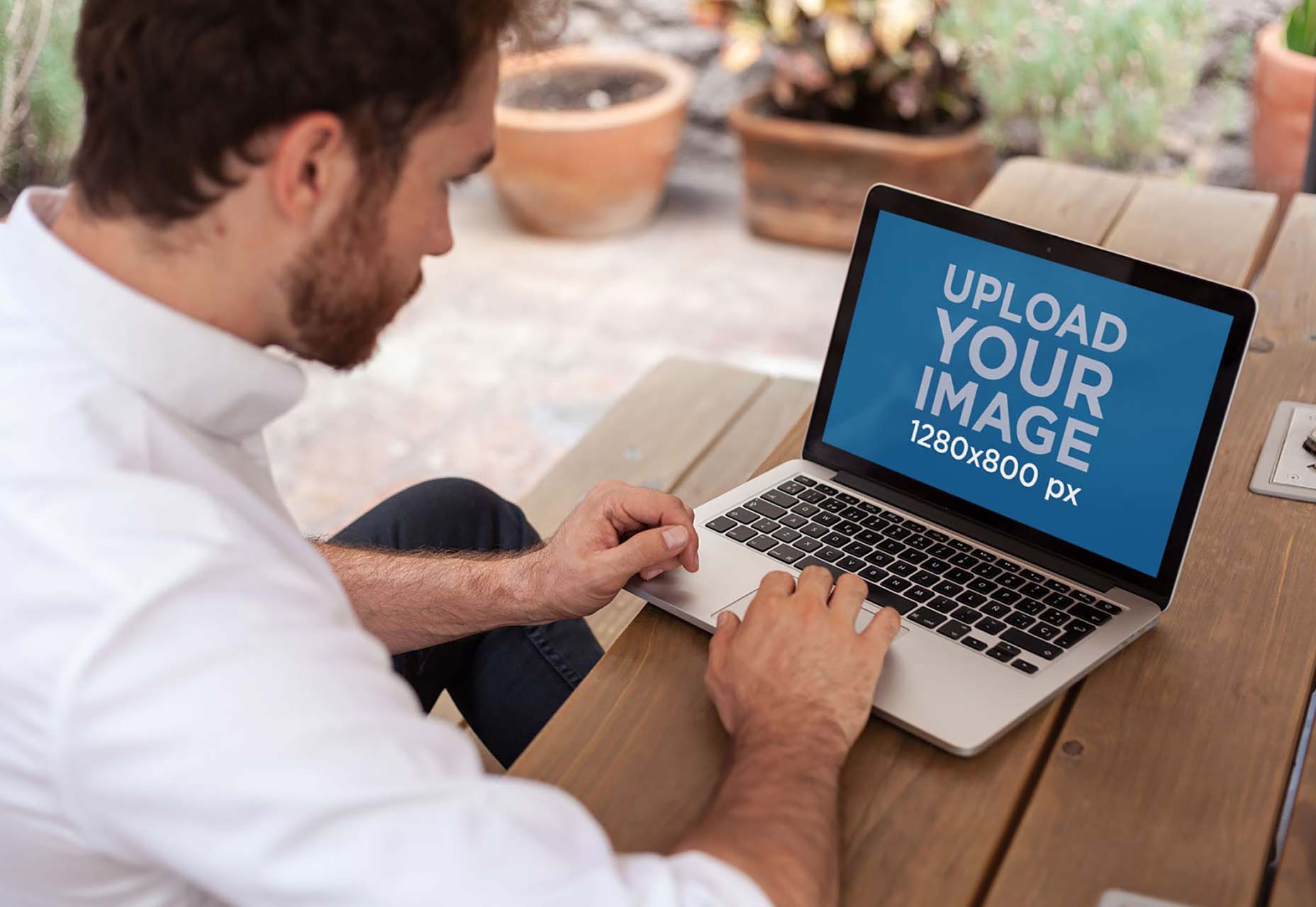 macbook_mockup