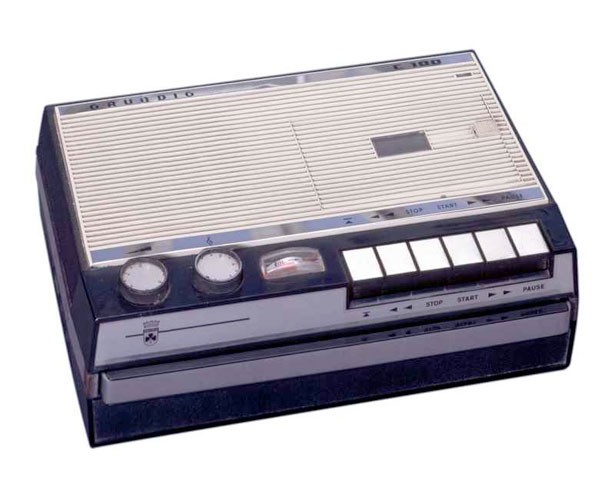 Blast from the Past: Vintage Technologies That We No Longer Use 1965grundig c100